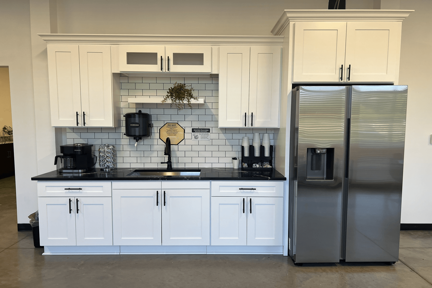 Shaker Builder Grade